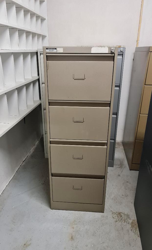 Kast met 4 laden, opbergruimte voor gereedschap, Huis en Inrichting, Woonaccessoires | Etagères, Zo goed als nieuw, Ophalen of Verzenden