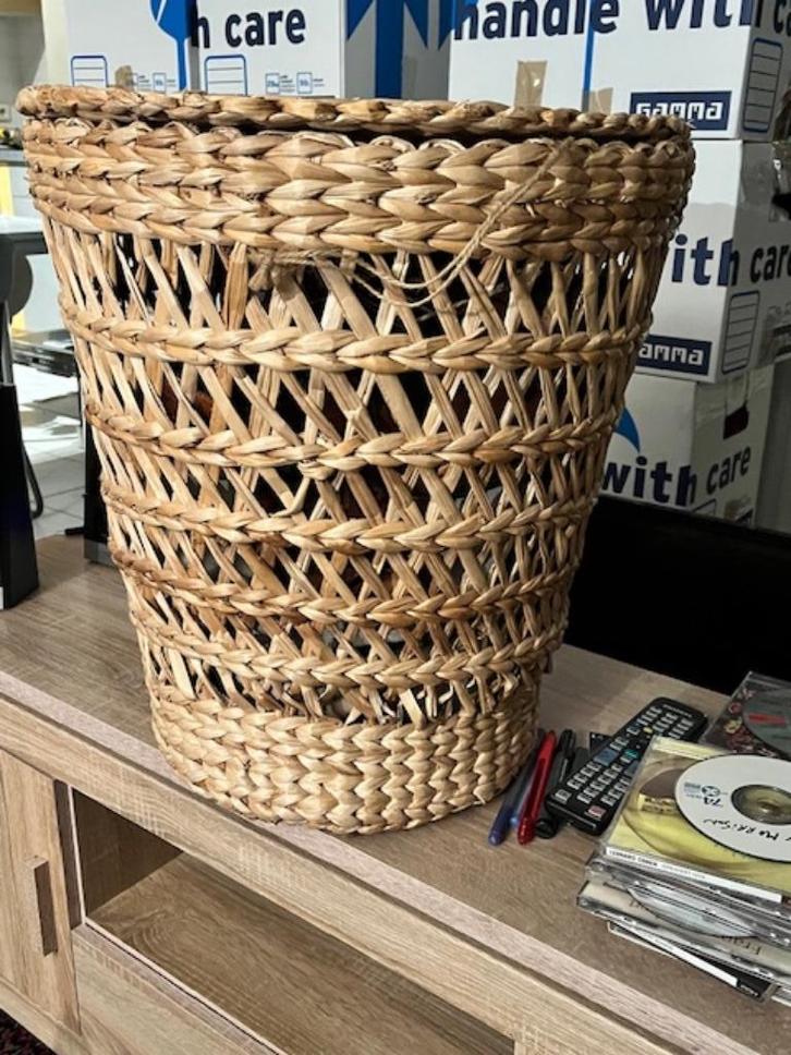 (Mooi geweven) WASMAND, Huis en Inrichting, Badkamer | Badtextiel en Accessoires, Zo goed als nieuw, Overige typen, Beige, Ophalen