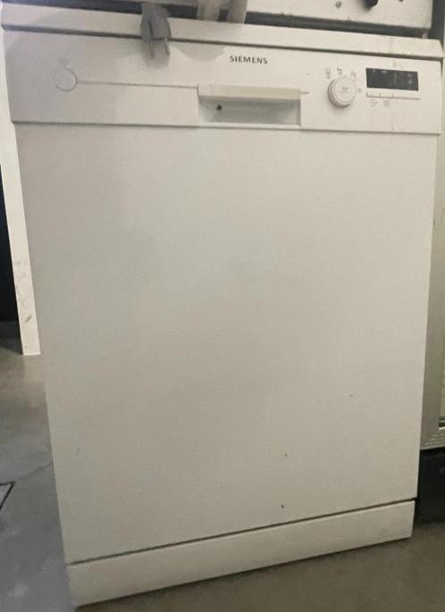 Siemens vaatwasser SN24D204EU, Elektronische apparatuur, Vaatwasmachines, Gebruikt, Vrijstaand, Ophalen