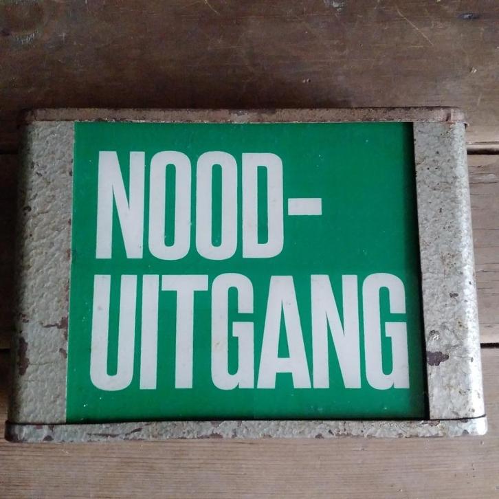 Oude lichtbak Nooduitgang.., Antiek en Kunst, Curiosa en Brocante, Verzenden