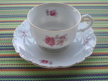 Servies beschikbaar voor biedingen