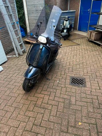 Vespa sprint 125 cc a klasse beschikbaar voor biedingen