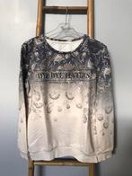 Pull Bershka motifs. Taille L., Vêtements | Femmes, Pulls & Gilets, Bershka, Porté