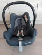 Maxi cosi, Enlèvement