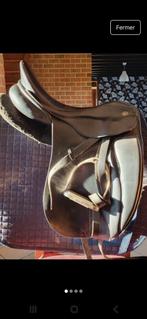 Selle dressage 18' Kieffer, Animaux & Accessoires, Enlèvement, Comme neuf, Dressage