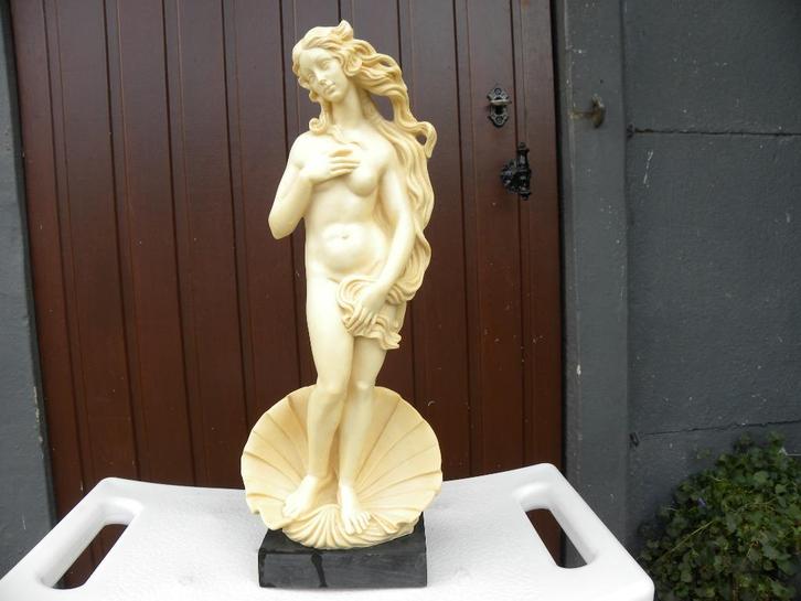 Statue ancienne de la Vénus de Botticelli, Antiek en Kunst, Antiek | Porselein, Ophalen of Verzenden