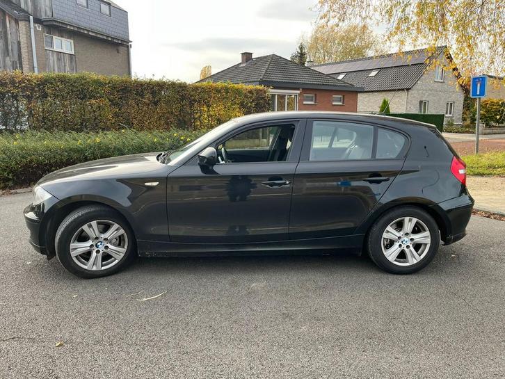 BMW 118 D Aut. 75000 km Aut. 12/2009 euro5, Auto's, BMW, Particulier, 1 Reeks, ABS, Airbags, Airconditioning, Boordcomputer, Centrale vergrendeling