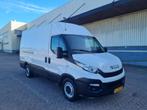 Iveco Daily 35S15V 2.3 L2H2, Bj 2015, Auto's, Euro 5, Gebruikt, Zwart, Iveco