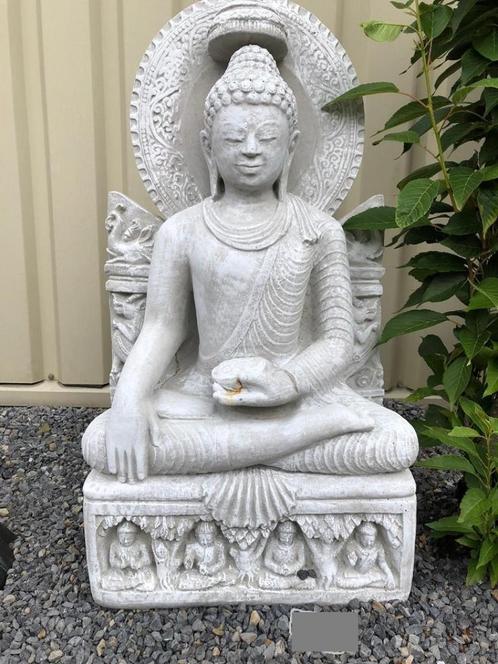 Boeddha op troon white wash, vol steen., Tuin en Terras, Tuinbeelden, Nieuw, Steen, Ophalen of Verzenden
