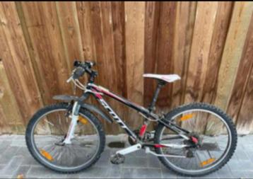Mountainbike. beschikbaar voor biedingen