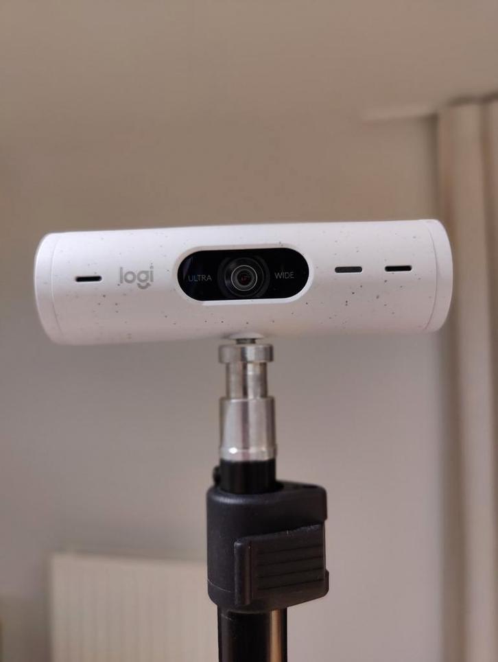 Logitech Brio 500 Webcam + Statief, Computers en Software, Webcams, Zo goed als nieuw, Bedraad, ChromeOS, MacOS, Windows, Microfoon