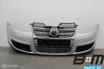 Voorbumper met grille VW Jetta 2006 LA7W 1K0807217E, Auto-onderdelen, Gebruikt