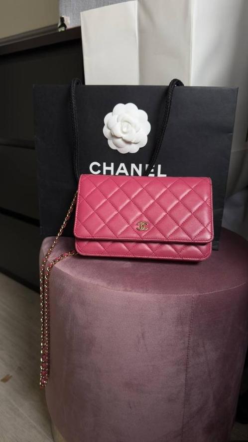 PORTEFEUILLE CHANEL, Bijoux, Sacs & Beauté, Sacs | Sacs Femme, Comme neuf, Sac à main, Enlèvement ou Envoi