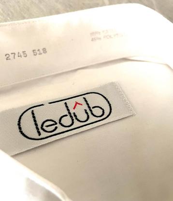 Ledûb smokinghemd beschikbaar voor biedingen