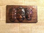 Afrikaanse koperen wandplaat (3 maskers), Antiek en Kunst