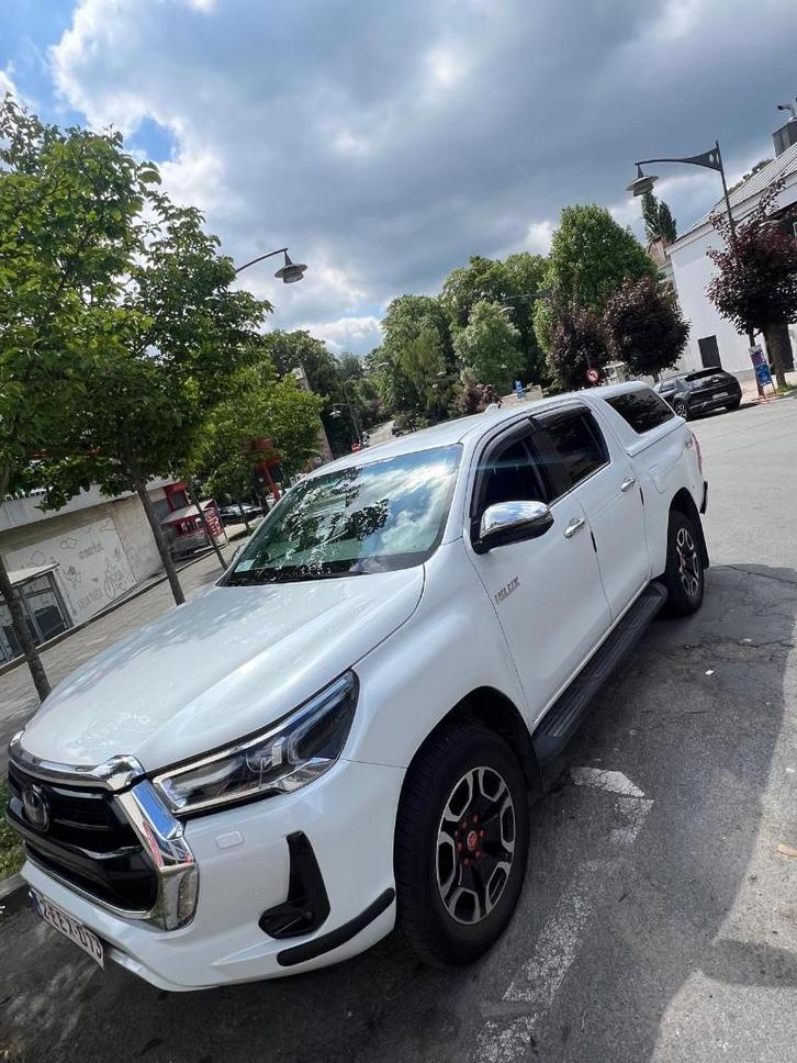 TOYOTA HILUX, Auto's, Toyota, Bedrijf, Hilux, 4x4, Diesel, Euro 6, SUV of Terreinwagen, 5 deurs, Automaat, Wit, Zwart, Ophalen