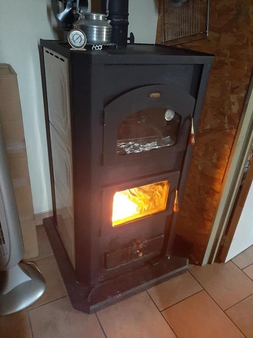Houtkachel voor CV met oven, Huis en Inrichting, Kachels, Zo goed als nieuw, Vrijstaand, Houtkachel, Hout, Ophalen of Verzenden