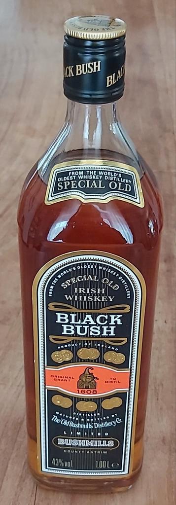 Black Bush Whisky Special Old 1liter Hoge Kwaliteit. beschikbaar voor biedingen