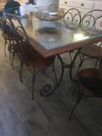 Table et des chaises en fer forger, Maison & Meubles, Tables | Tables à manger, Comme neuf