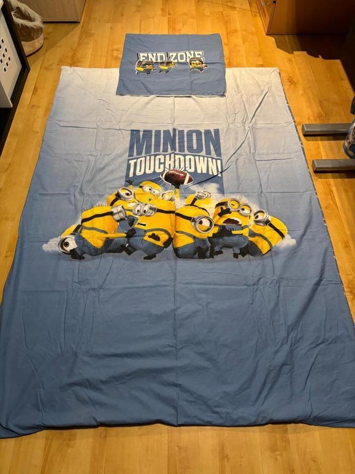 dekbedovertrek minions Football, Kinderen en Baby's, Kinderkamer | Beddengoed, Zo goed als nieuw, Dekbedovertrek, Blauw, Jongetje of Meisje