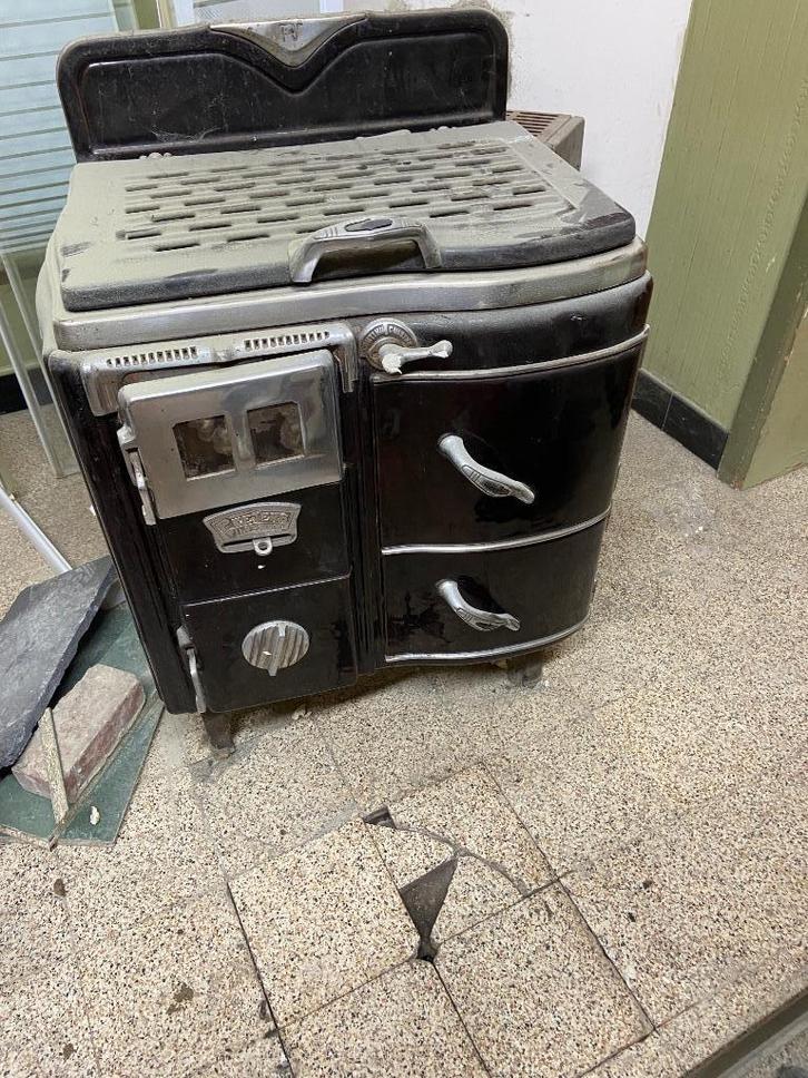 Poêle vintage, Huis en Inrichting, Kachels, Gebruikt, Vrijstaand, Kolenkachel, Overige brandstoffen, Ophalen
