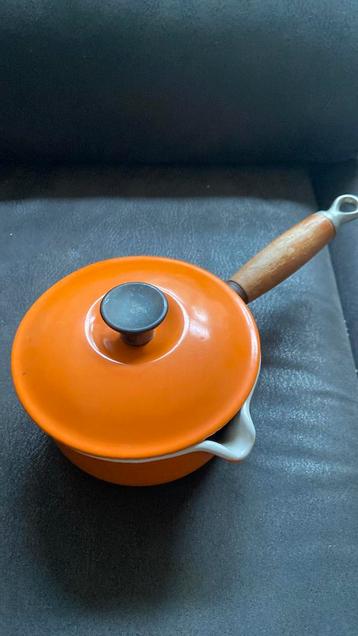 Le Creuset. beschikbaar voor biedingen