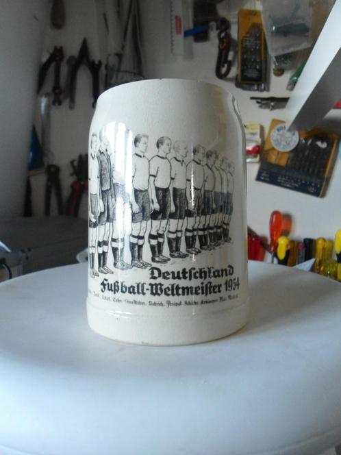 Deutchland Fusseball Weltmeister 1954 Chope en Grès, Verzamelen, Sportartikelen en Voetbal, Zo goed als nieuw, Spelerskaart, Ophalen of Verzenden