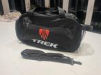 Sporttas wielrenners / Podiumpet Trek, Fietsen en Brommers, Ophalen of Verzenden, Zo goed als nieuw