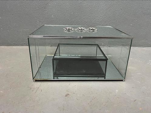 Glazen doos nieuw met deksel scharnier spiegel vloer, Doe-het-zelf en Bouw, Kratten en Dozen, Zo goed als nieuw, Doos, Ophalen of Verzenden
