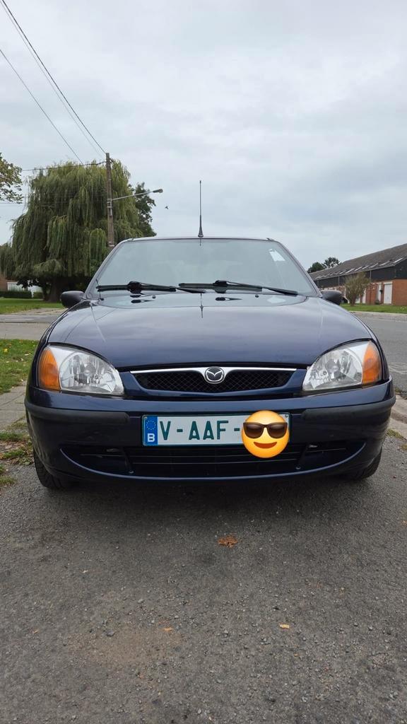 Mazda 121 * 2001 * 1.3 essence * 123 000 km, Auto's, Mazda, Particulier, Bluetooth, USB, Benzine, Euro 3, Ophalen