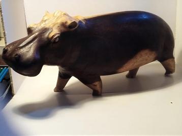 Sculpture en bois hippopotame 