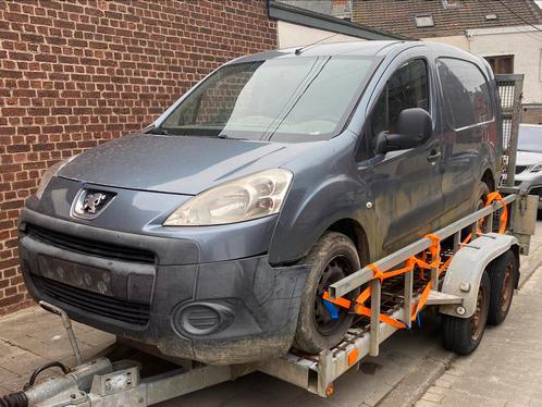 Toutes pièces Partner / berlingo b9 2011, Auto's, Bestelwagens en Lichte vracht, Particulier, Citroën, Euro 4, Ophalen