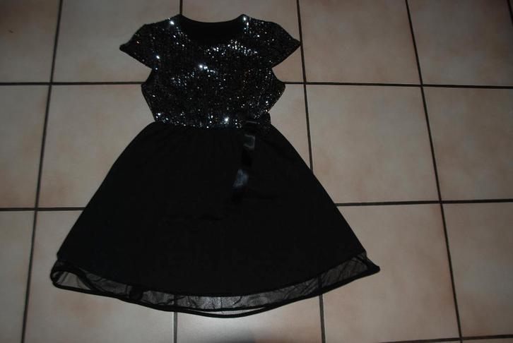Noël Jolie robe argentée et noire Manches courtes T12/13A, Enfants & Bébés, Vêtements enfant | Taille 158, Comme neuf, Fille, Robe ou Jupe