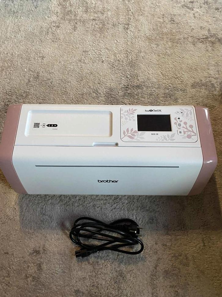 Machine de découpe Brother ScanNCut SDXCE (Édition limitée), Hobby & Loisirs créatifs, Machines à coudre & Accessoires, Neuf, Brother