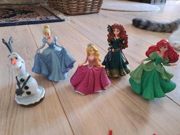 Disney princessen beeldjes pakketje uit Disneyland Parijs beschikbaar voor biedingen