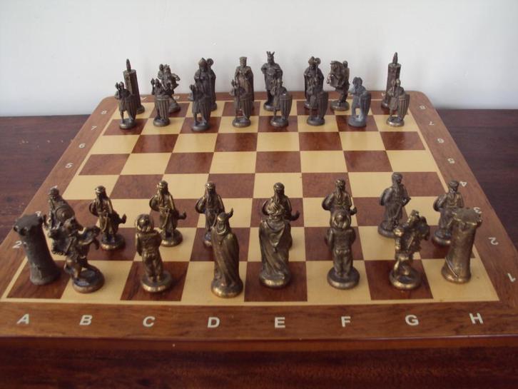 schaakstukken, Antiek en Kunst, Curiosa en Brocante, Ophalen of Verzenden