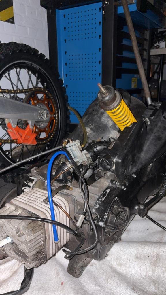 125 typhoon blok plug and play met 172 malossi, Fietsen en Brommers, Brommeronderdelen | Algemeen, Zo goed als nieuw, Blok, Ophalen