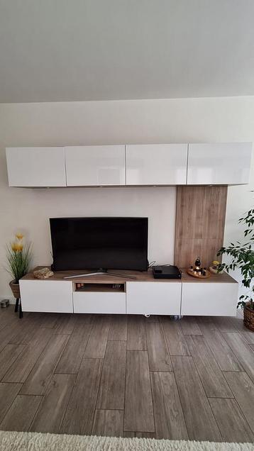 IKEA besta tv meubel combinatie met wandkasten beschikbaar voor biedingen