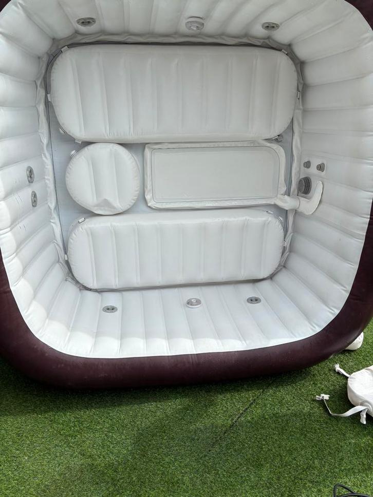 Jacuzzi Lay-Z Spa 8 personen, Tuin en Terras, Bubbelbaden en Hottubs, Gebruikt, Opblaasbaar, Afdekzeil, Ophalen