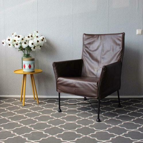 2 Montis Charly fauteuils donkerbruin leder, Huis en Inrichting, Zetels | Voetbanken en poefs