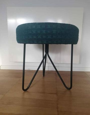 Tabouret vintage  beschikbaar voor biedingen