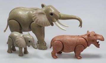 Playmobil 7995 Olifant met jong en nijlpaard uit set 7220 beschikbaar voor biedingen