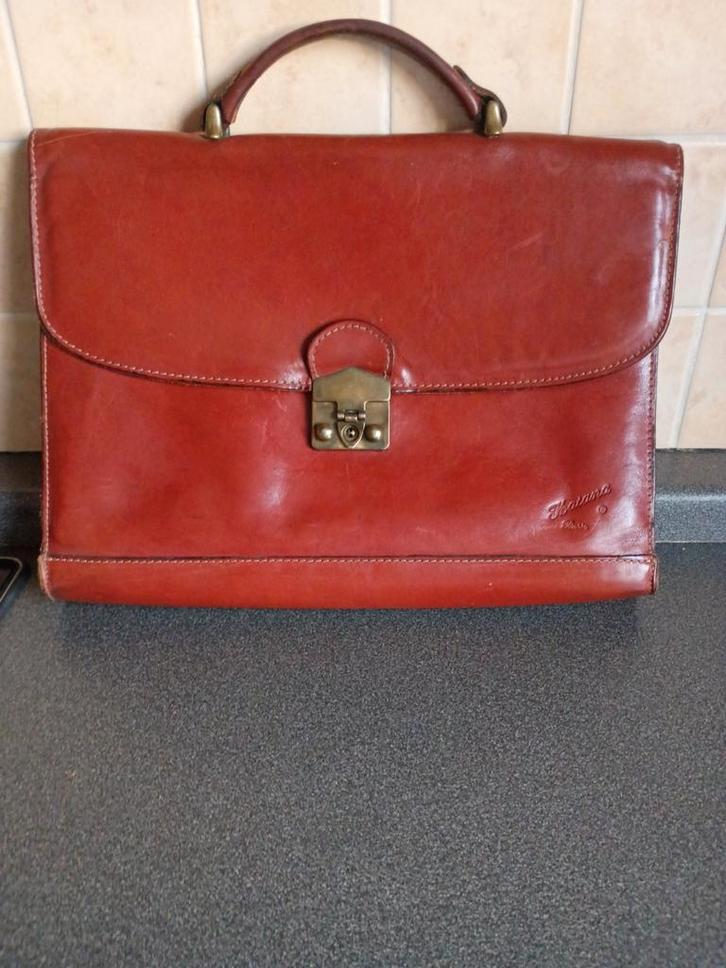 Lederen aktetas, Bijoux, Sacs & Beauté, Sacs | Cartables, Enlèvement