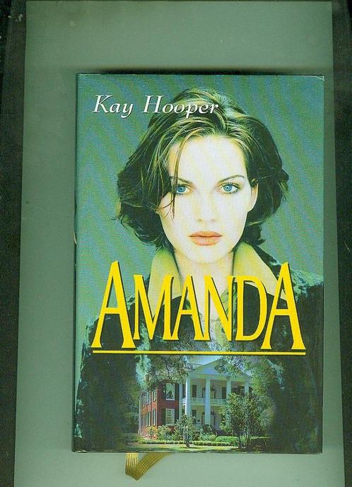 Amanda kay hooper 319 blz, Livres, Romans, Comme neuf, Enlèvement ou Envoi