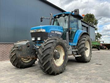 1995 Ford 8670 New Holland Vierwielaangedreven landbouwtract beschikbaar voor biedingen