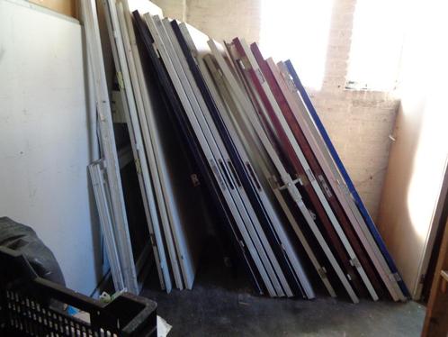 Buitendeuren hardhout izgst ca 30 stuks, Doe-het-zelf en Bouw, Deuren en Vliegenramen, Gebruikt, Buitendeur, 200 tot 215 cm, 80 tot 100 cm