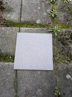 20 grijze vloertegels en 20 plintjes, Ophalen, Keramiek, Nieuw, 20 tot 40 cm