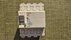 Differentieelschakelaar 4P 40A 30mA, Ophalen, Zo goed als nieuw
