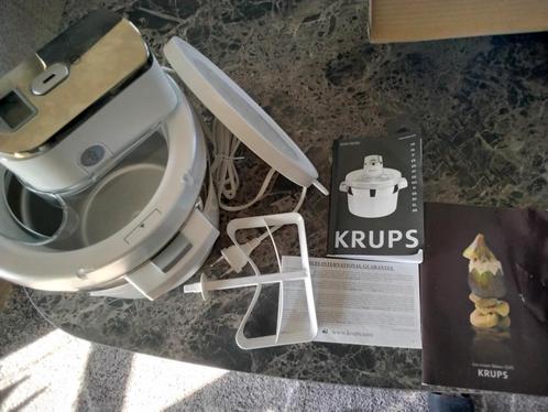 IJSKREEMMACHINE, Elektronische apparatuur, IJsmachines, Zo goed als nieuw, Koelelement, Ophalen