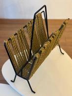 PORTE REVUES, Enlèvement, Utilisé